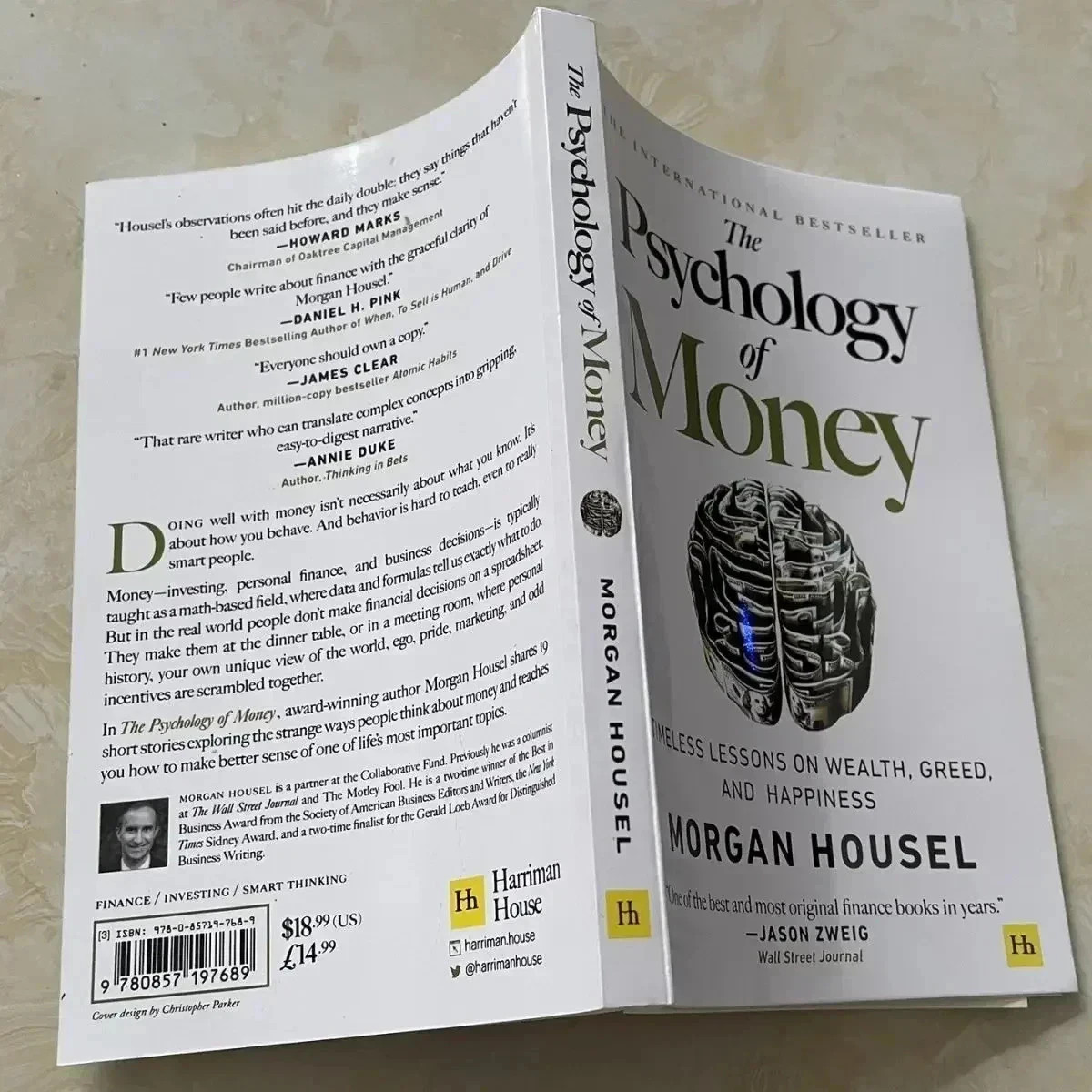 The Psychology of Money + Atomic Habits by James Clear Set Of 2 books New Stock