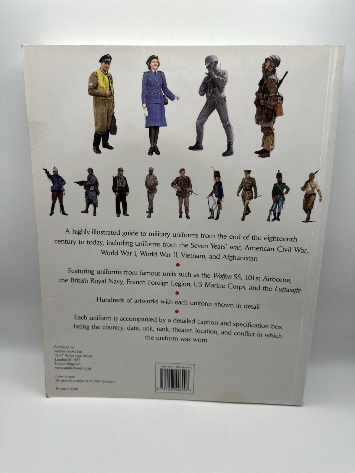 Military Uniforms Visual Encyclopedia by Chris McNab (2011 Paperback)