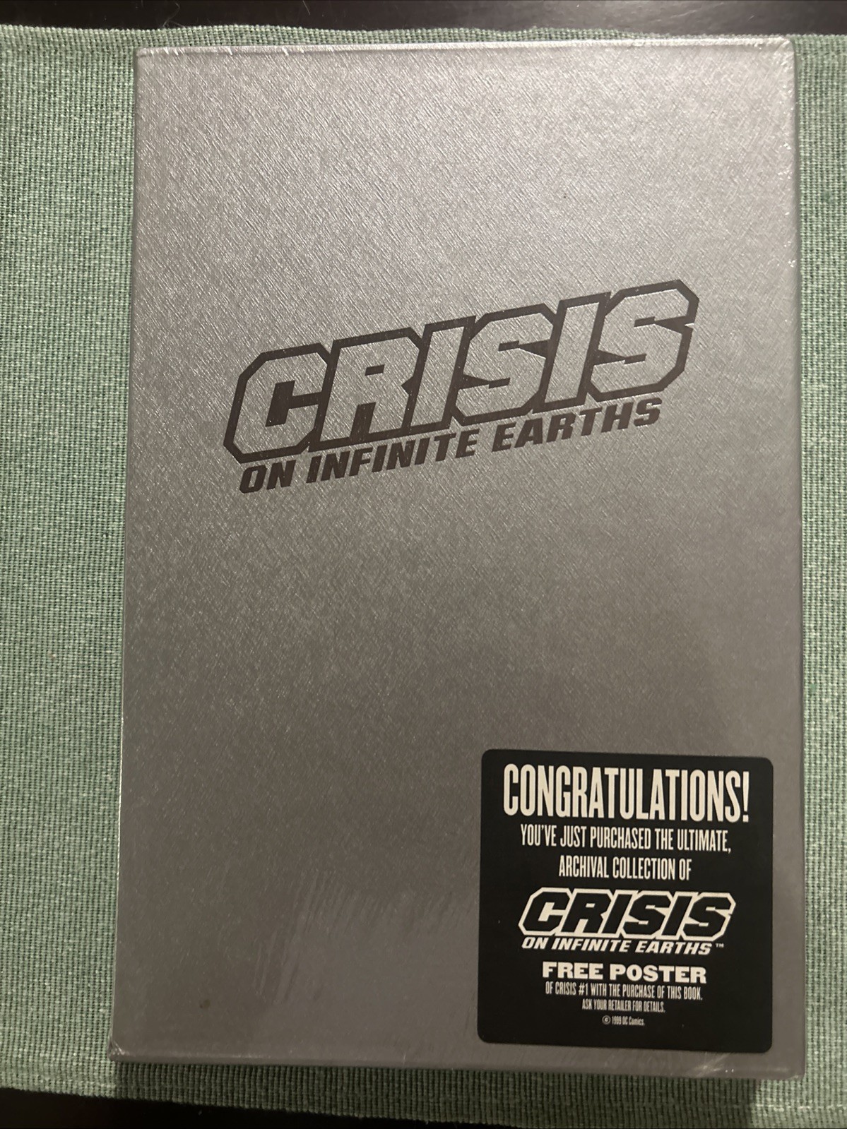 Crisis On Infinite Earths Sealed Limited HC Slipcase Edition w/ Supergirl poster