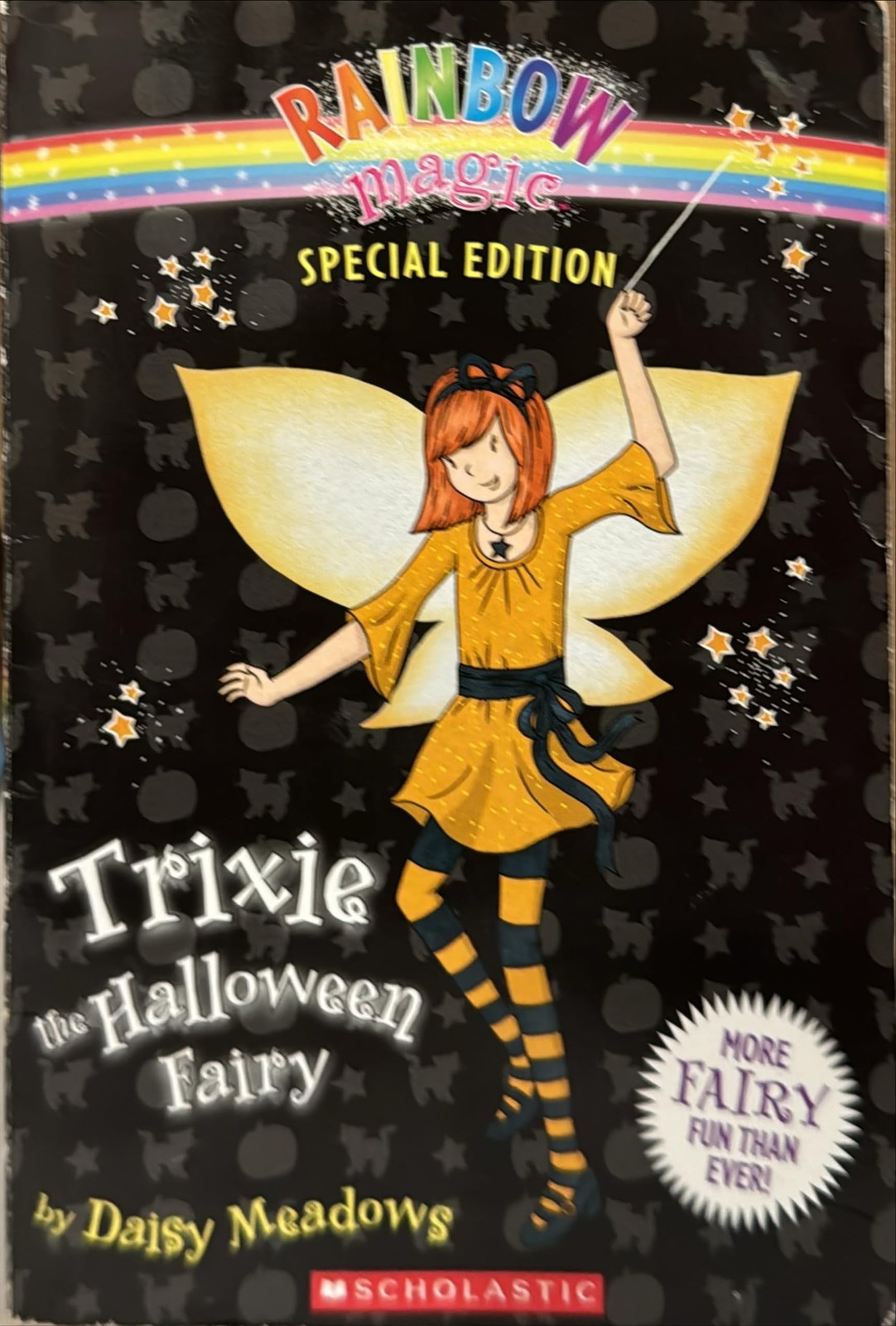 Trixie the Halloween Fairy: Rainbow Magic Special Edition By Dai