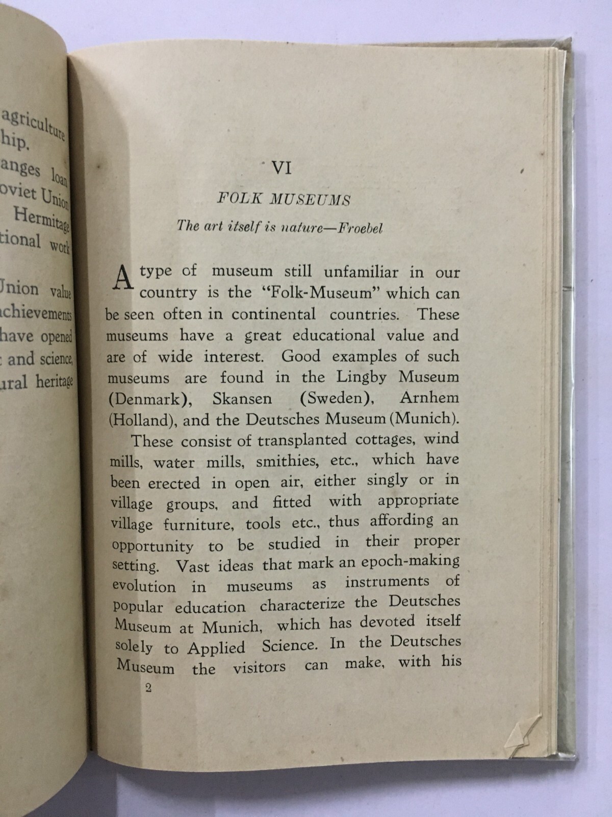 Mookerjee, Ajit : Museum Studies. Calcutta, 1945. 63 Pages. Hb