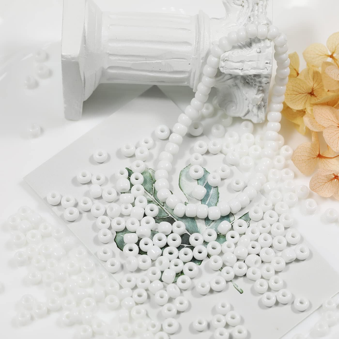 White Color 4mm Seed Beads About 1200pcs/100Grams in Bag, 6/0 Glass Craft Beads