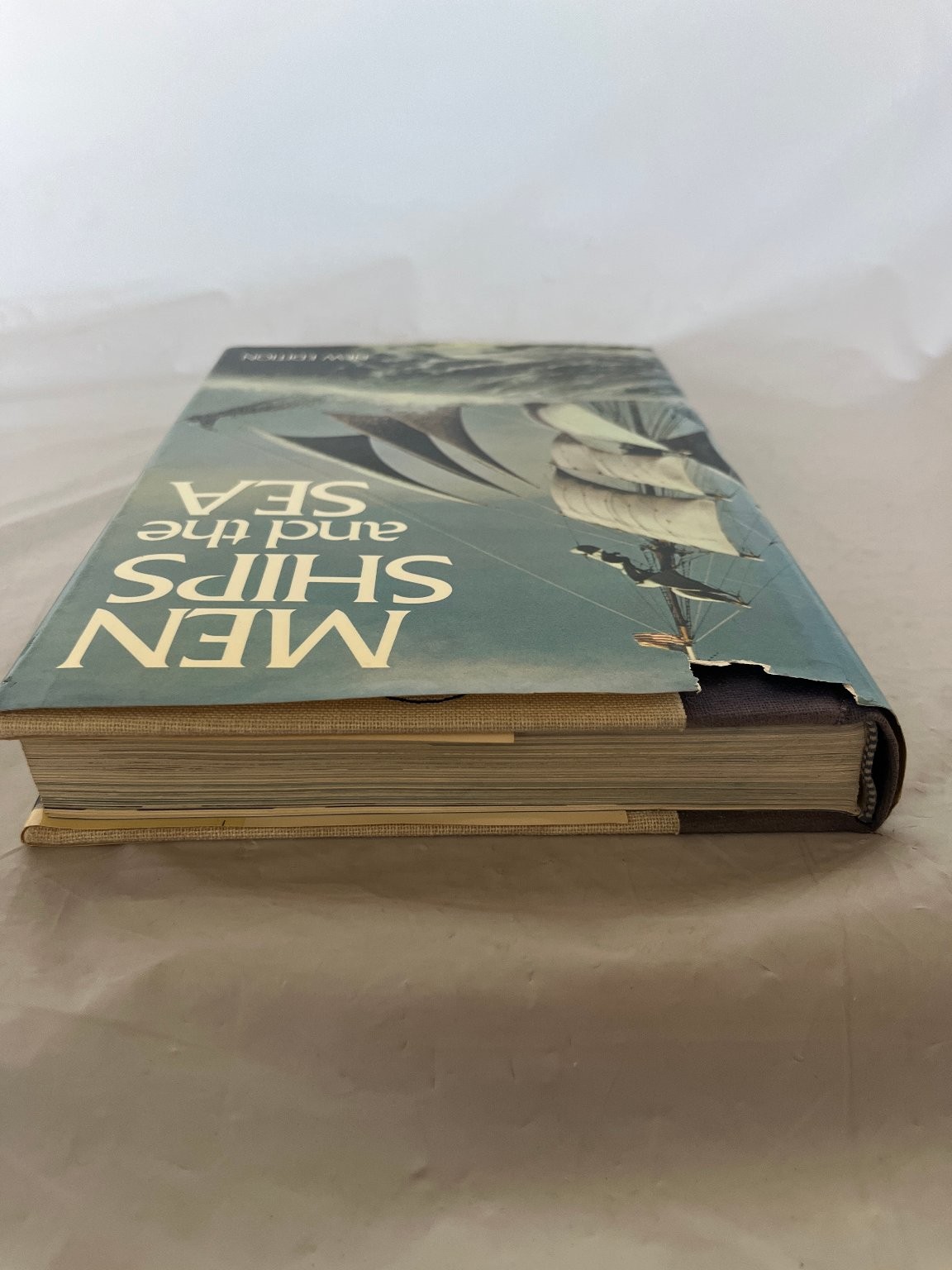 Men Ships and the Sea Villiers 1973 New Edition National Geographic Society