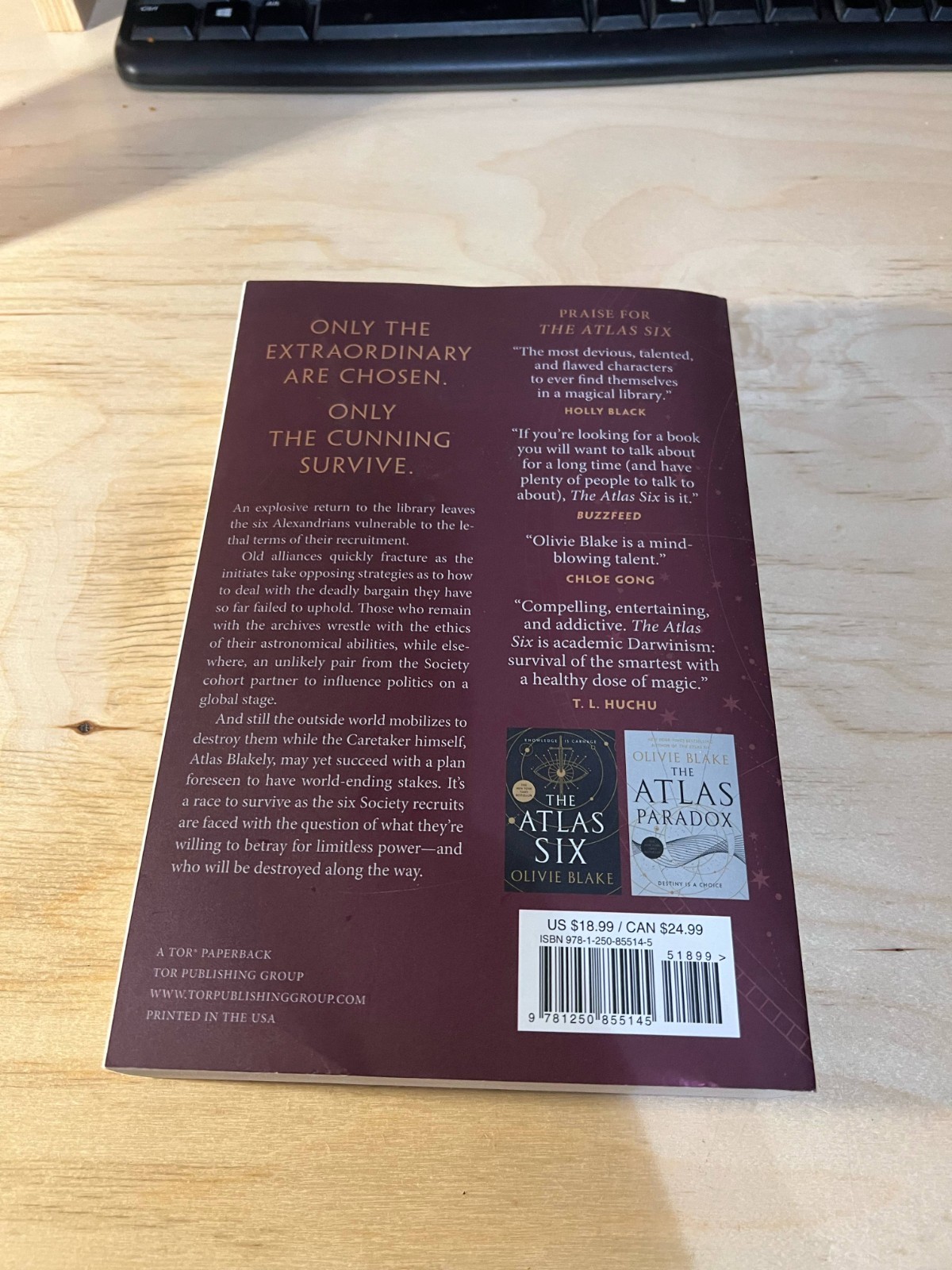 The Atlas Complex (Atlas Series, 3) Paperback – January 28, 2025 by Olivie Blake