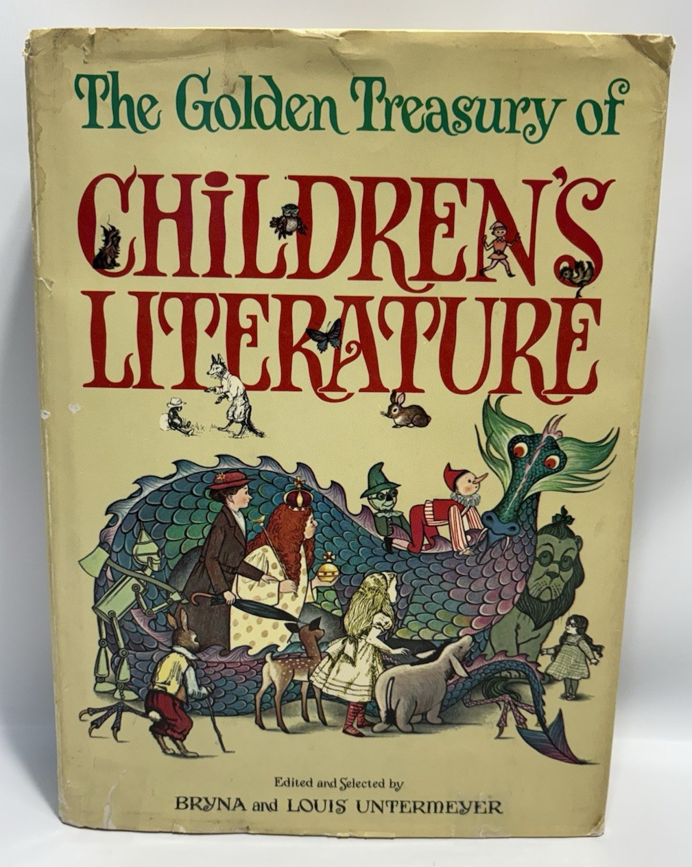 The Golden Treasury of Children’s Literature by Bryna & Louis Untermeyer, 1966