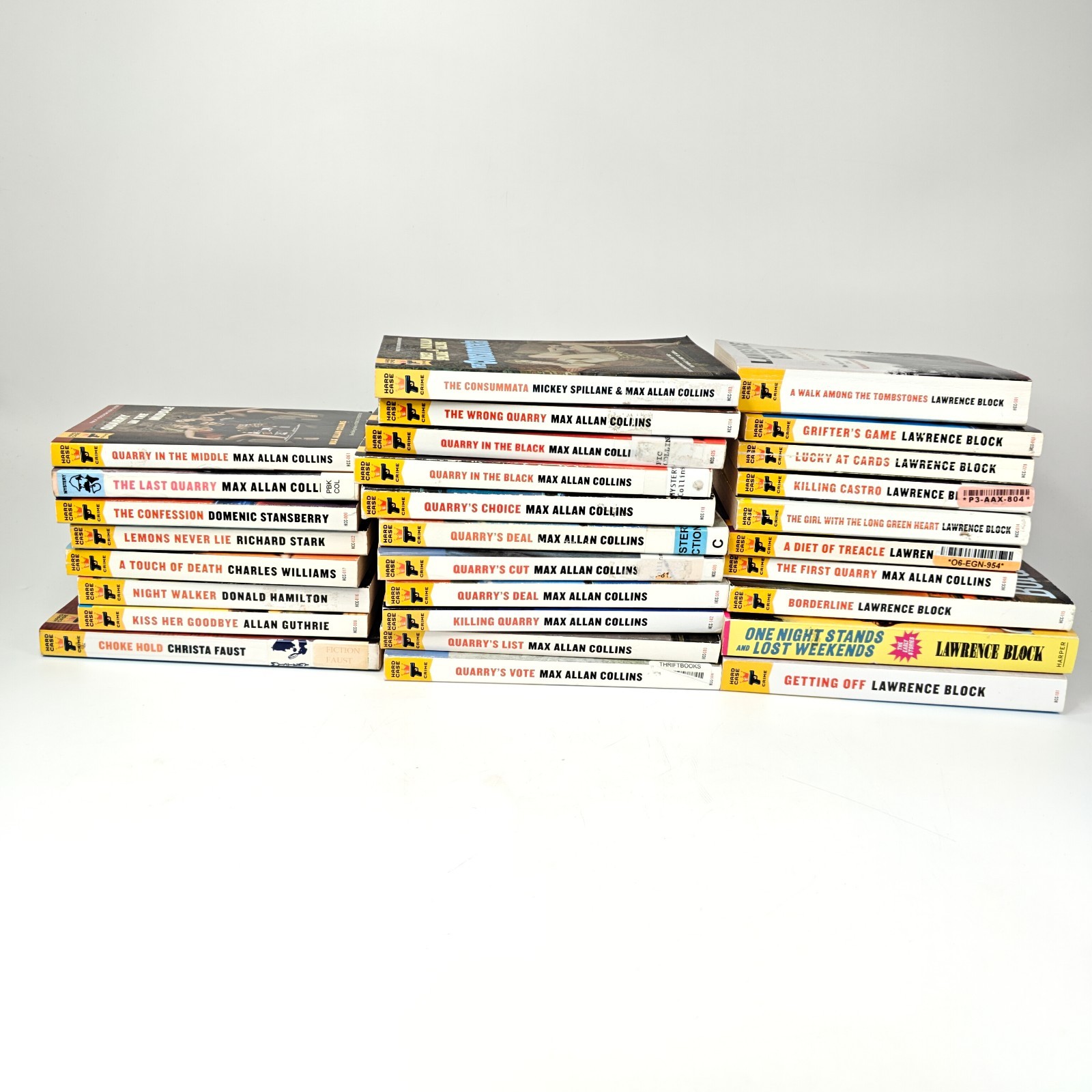 Hard Case Crime Lot of 29 Hard Boiled Noir Action Mystery Thriller Pulp Novels