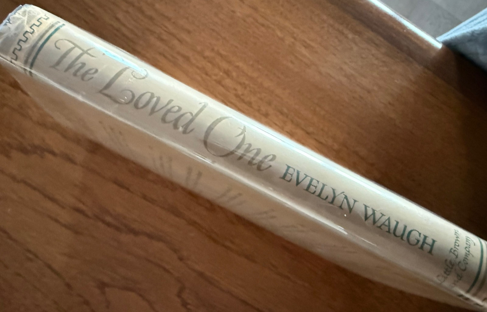 Evelyn Waugh The Loved One First US Edition/3rd printing 1948 Unclipped DJ $2.50
