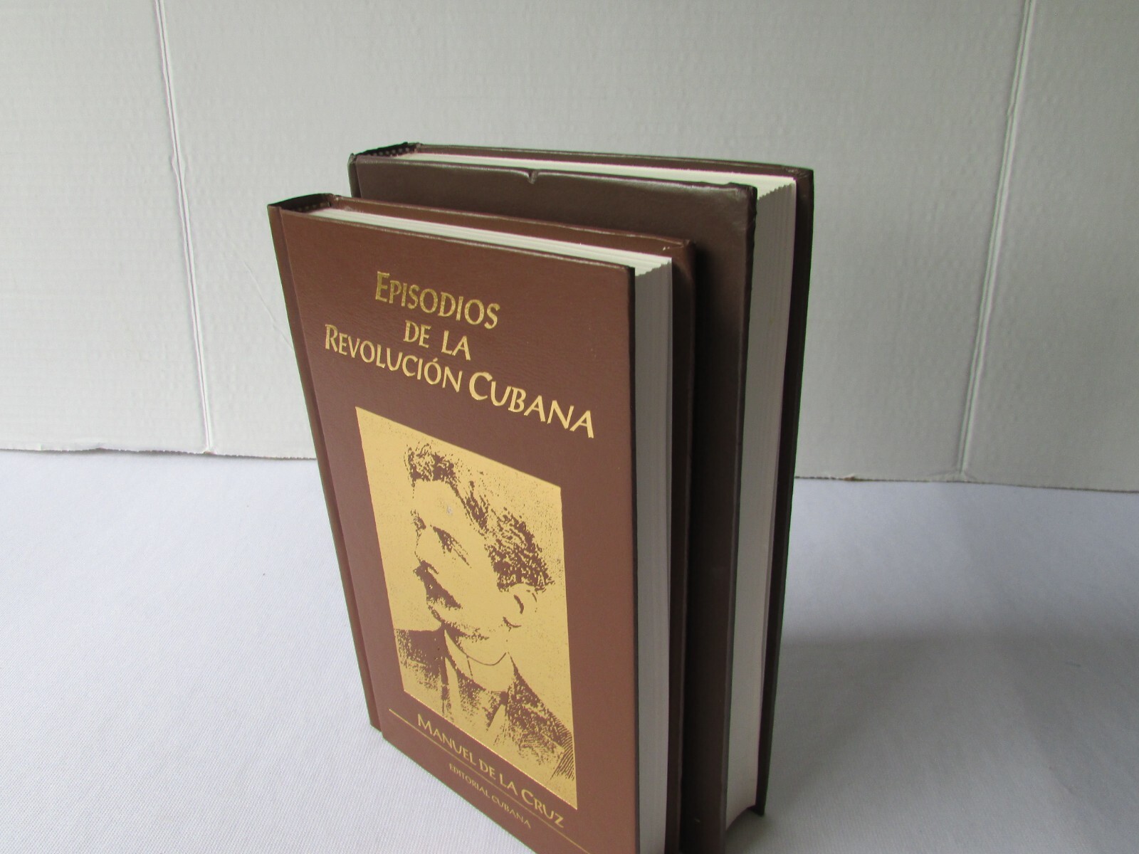Editorial Cubana – Discursos Y Escritos & Episodios De La Revolucion Cubana HC