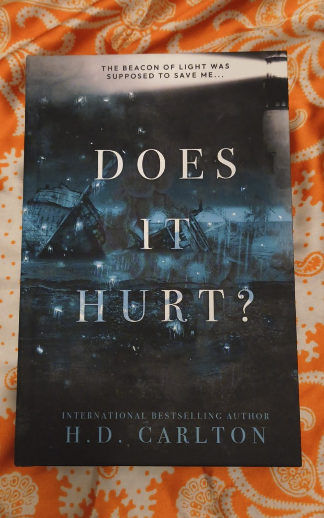 H. D. Carlton Does It Hurt? Signed Paperback Fiction Novel Suspense