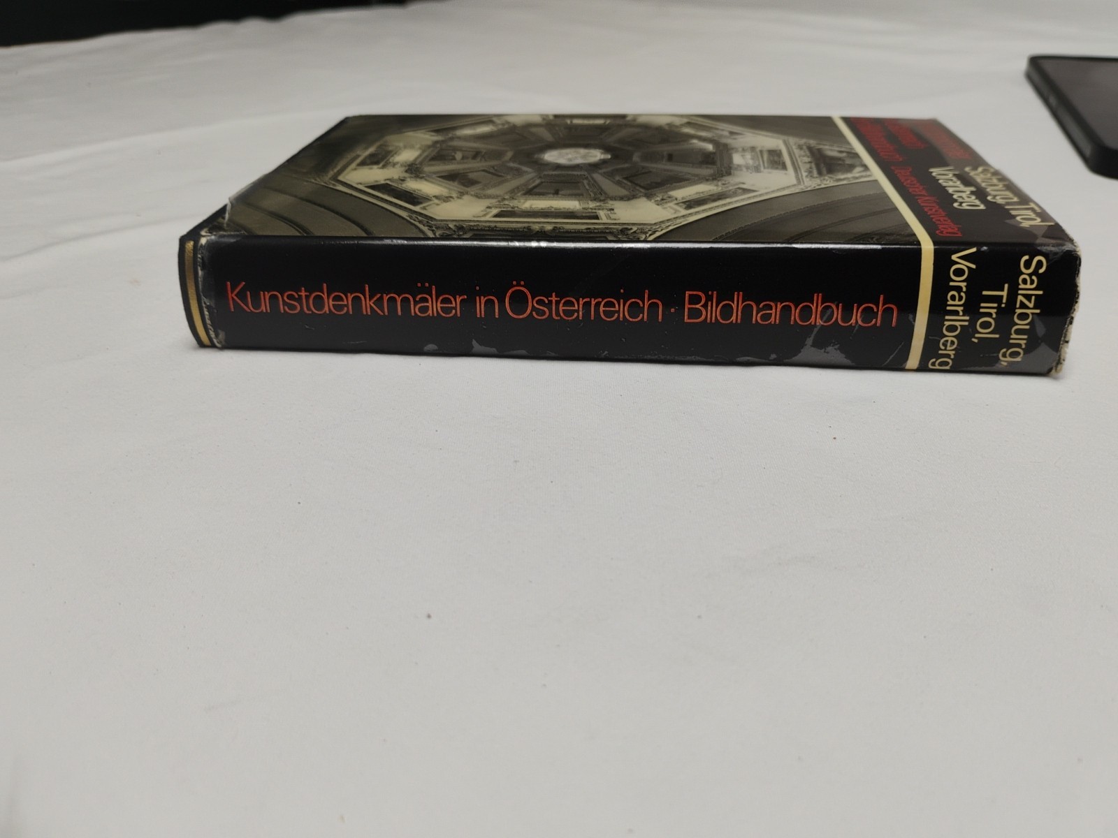 Kunstdenkmaler in Osterreich: Ein Bildhandbuch by Reinhardt Hootz 1975 VTG HC