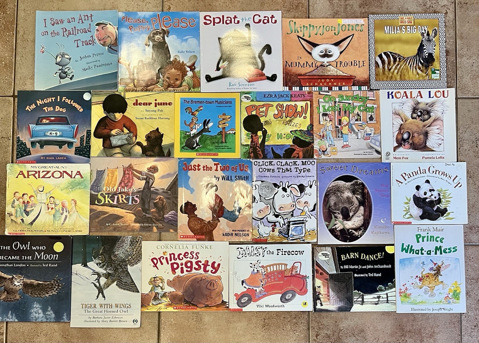 Lot Of 23 Children’s Books Variety Bundle – K-3 Classroom – Good Condition #125
