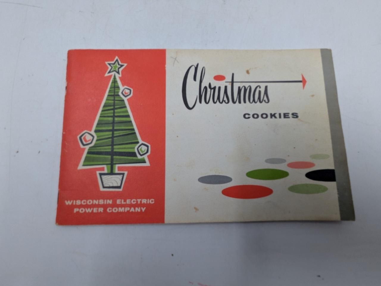 1960 WE Energies Cookie Book Wisconsin Electric Christmas Cooky Recipe Book A