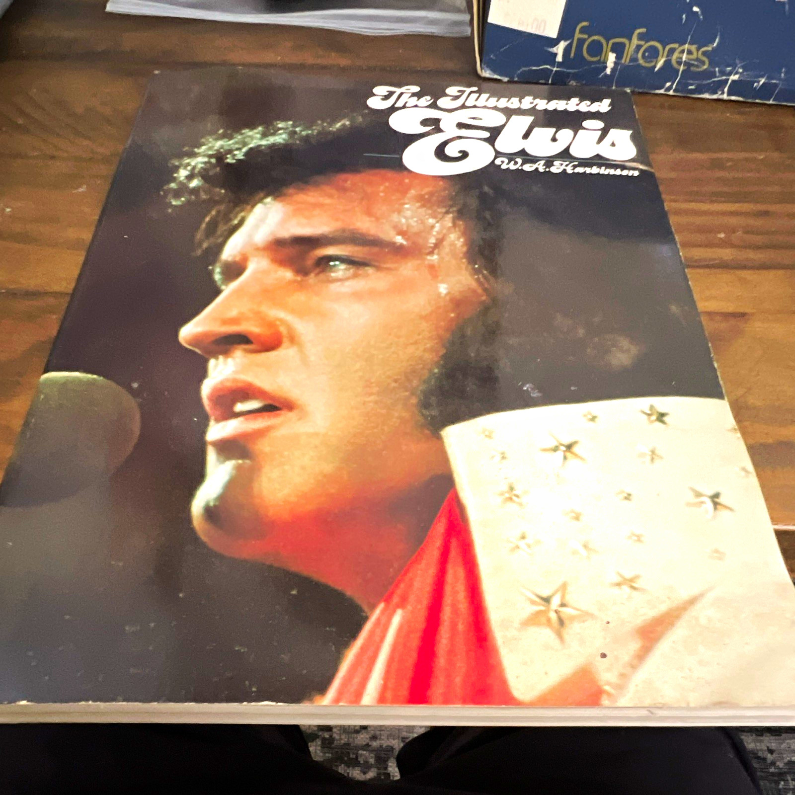 Grosset & Dunlap The Illustrated Elvis Hardcover Illustrated Biography