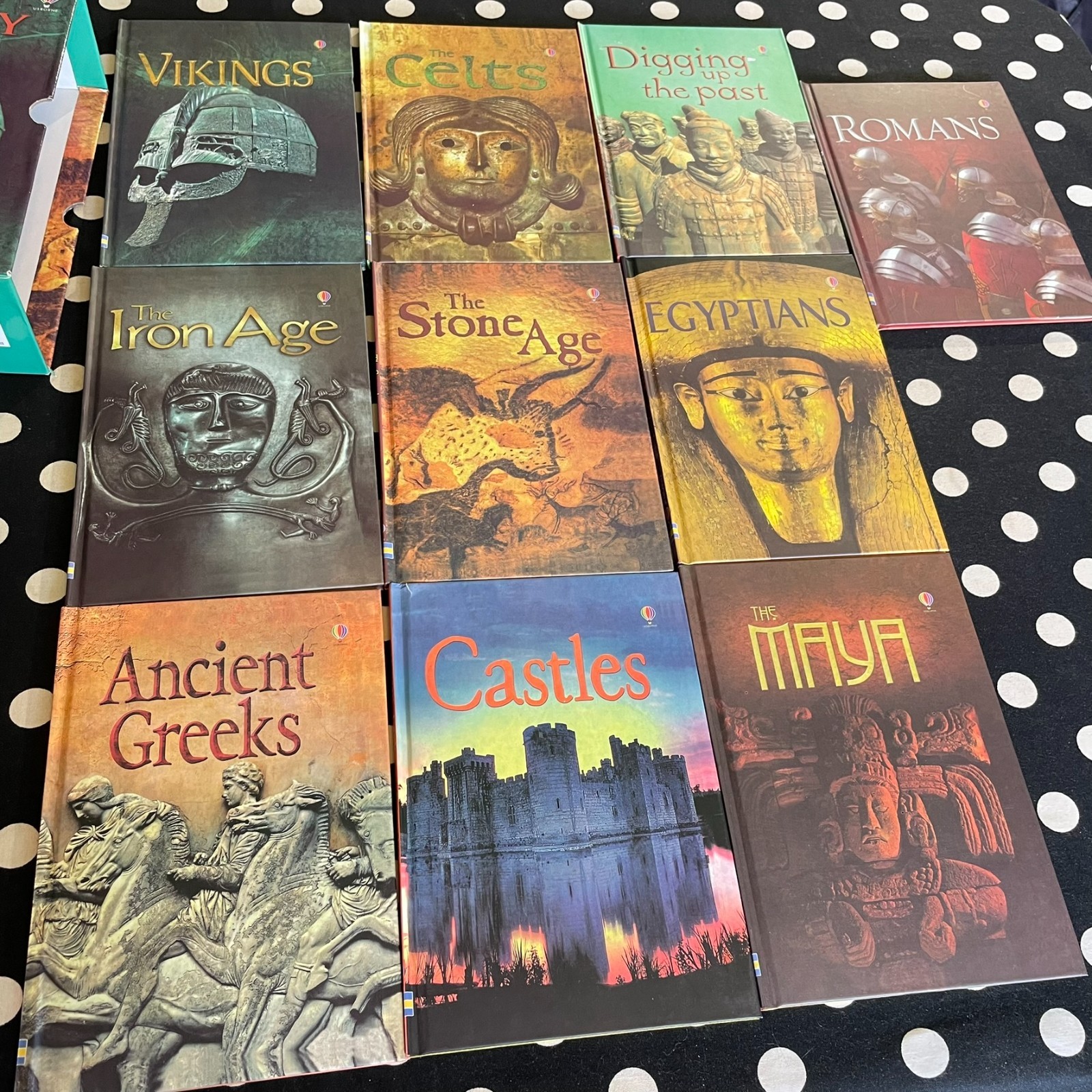 Usborne Beginners History 10-Volume Hardcover Box Set CELTS VIKINGS EGYPTIANS
