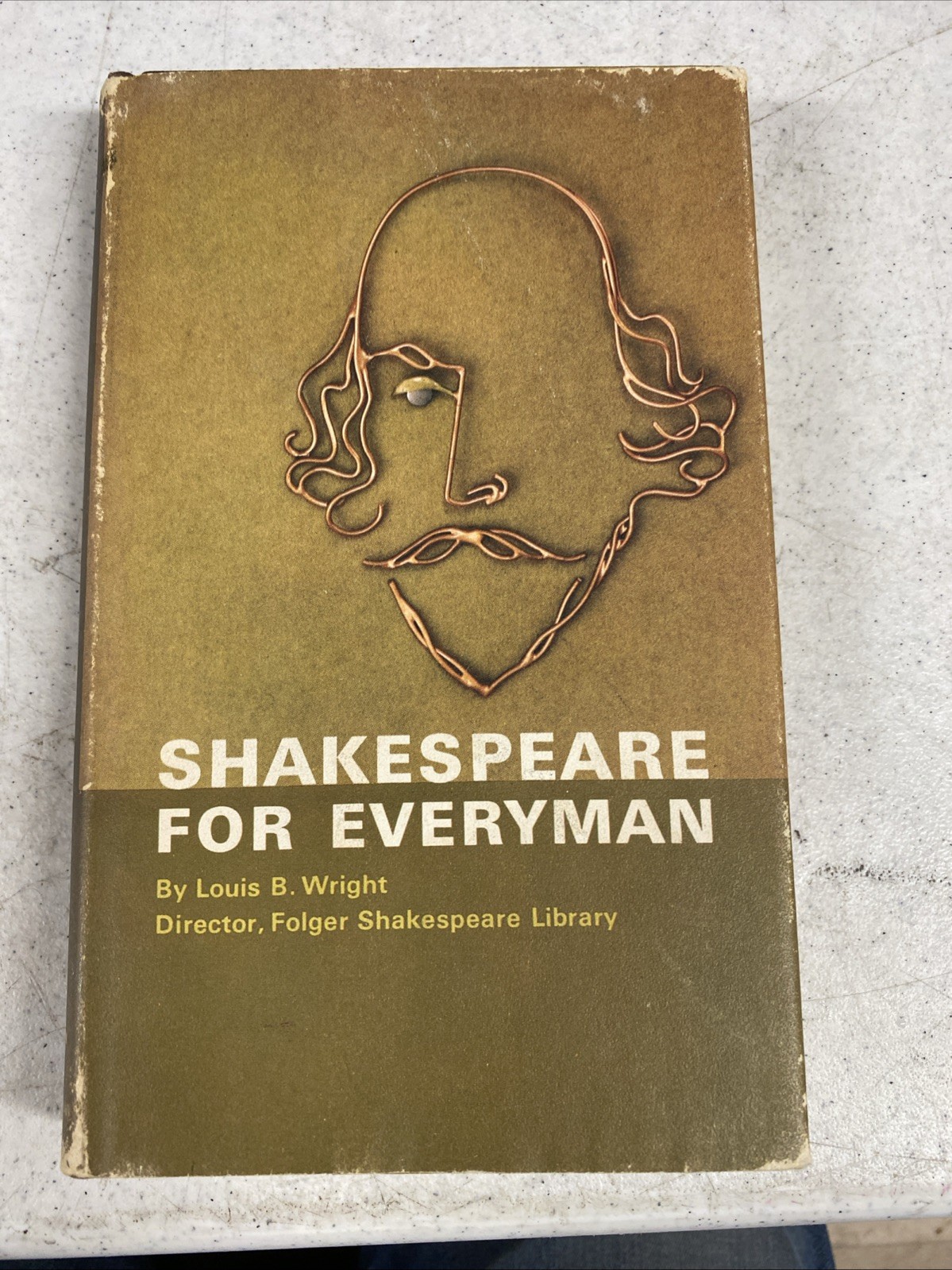Shakespeare for Everyman by Louis B. Wright (1965, Washington Square Press)