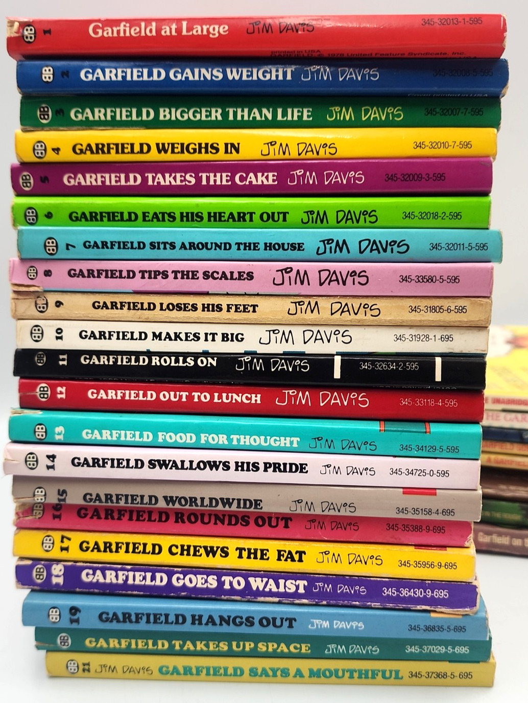 Garfield Jim Davis Book Lot of 29 Paperbacks Some First Editions Vintage