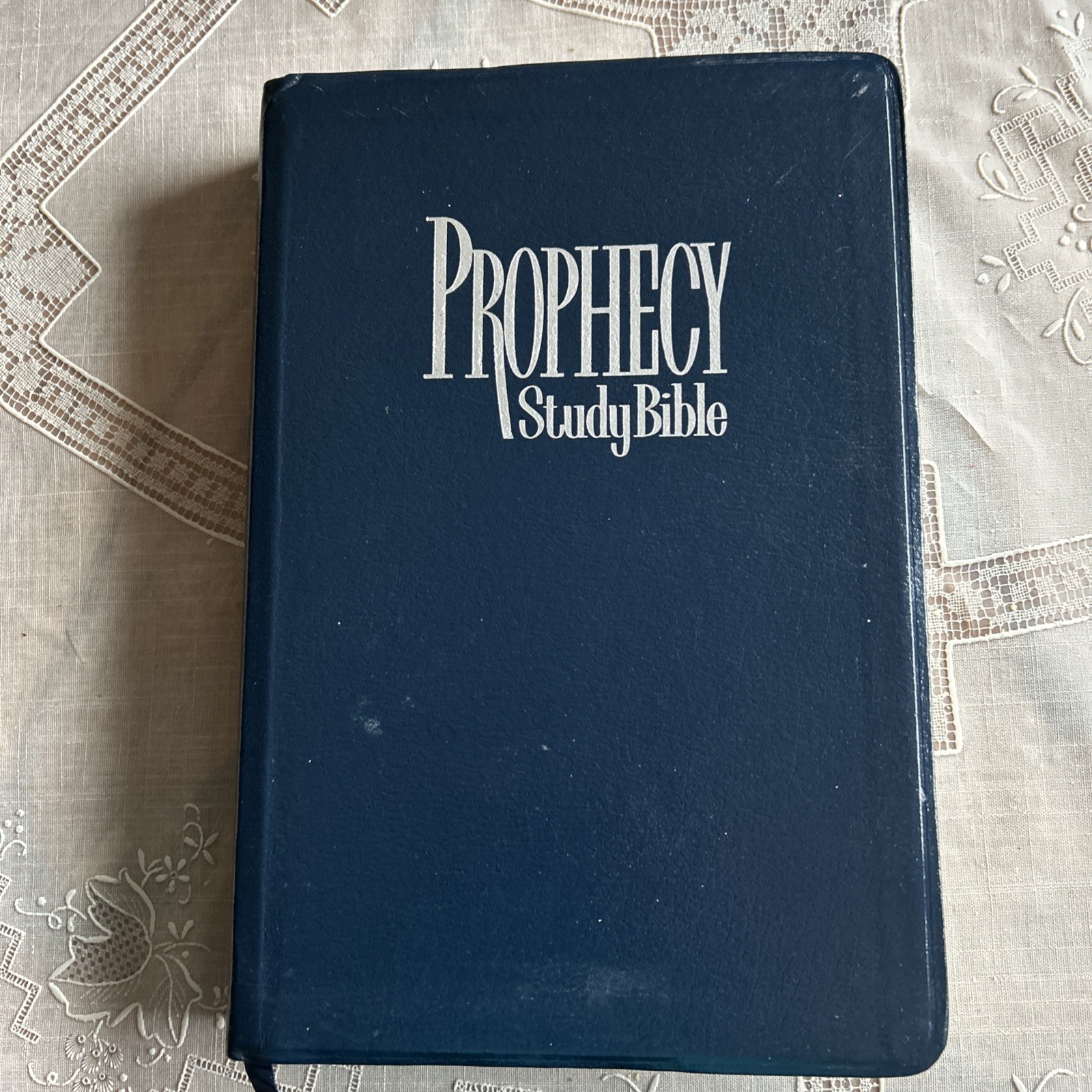 Prophecy Study Bible -John Hagee -NKJV -1997 Blue Bonded Leather