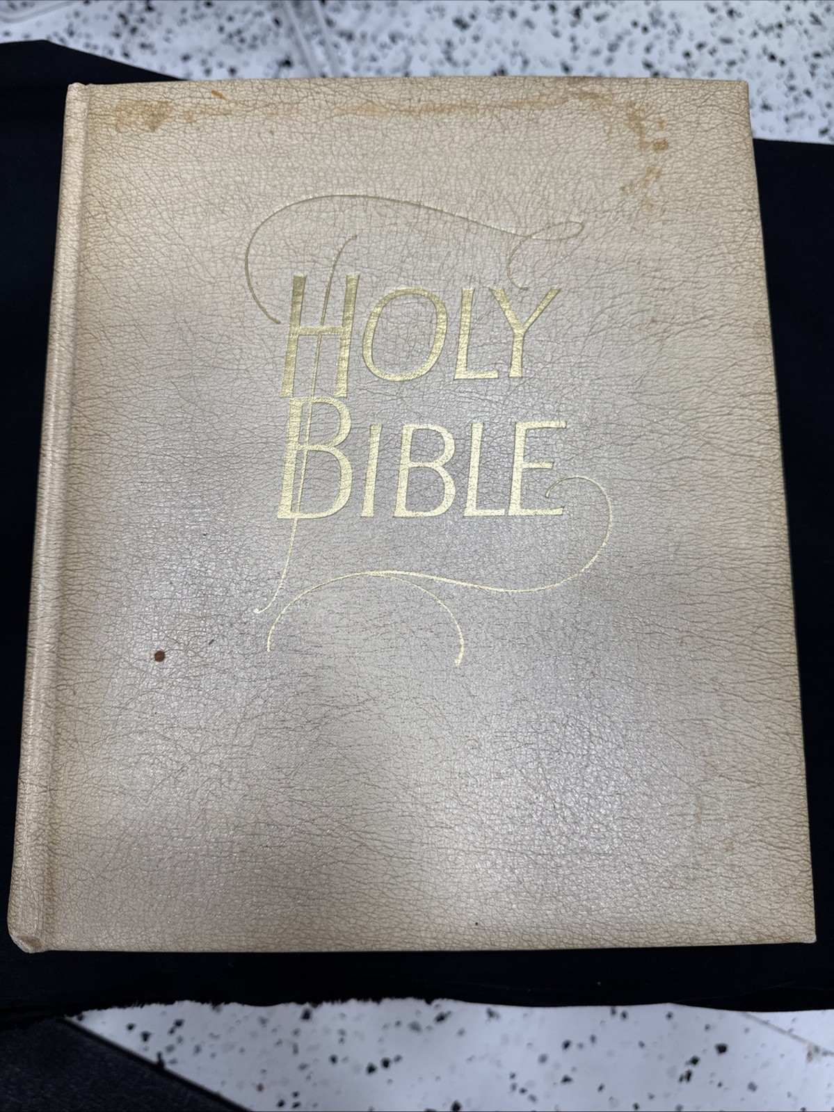 Vintage 1966 Bible Fam Edition KJV Southwestern Company L White Gold Hardcover