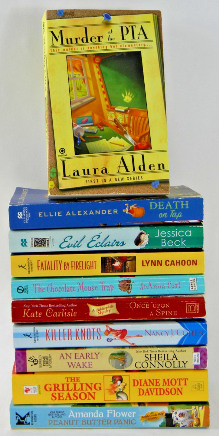 Lot of 10 Cozy Mysteries (PB) Food, Cats, Books, Murder & more!! – VG