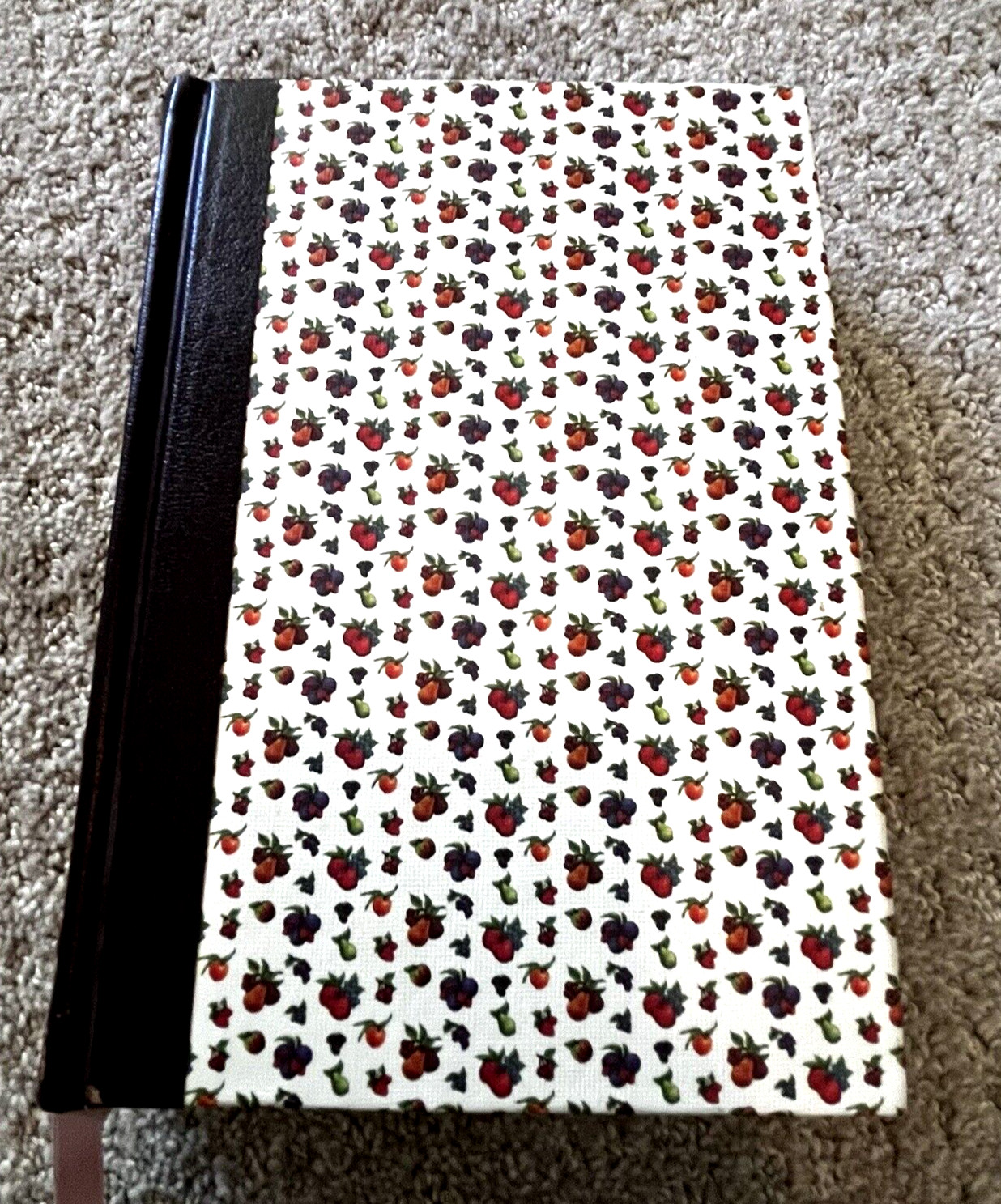 Common Sense in the Household Hardcover Book 1985 HC 1871 Cookbook Harland