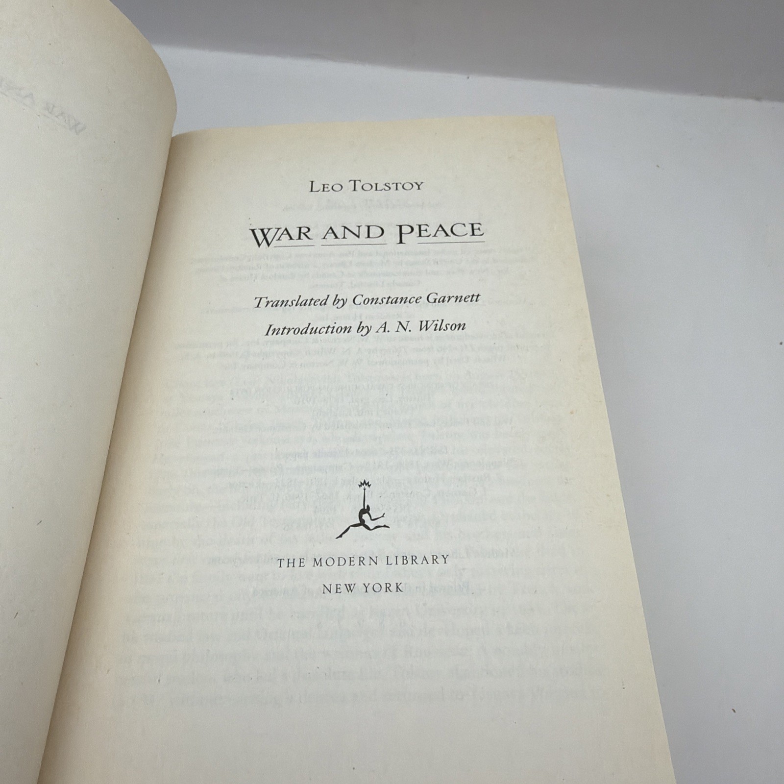 War and Peace (Modern Library Classics) – Paperback By Tolstoy, Leo