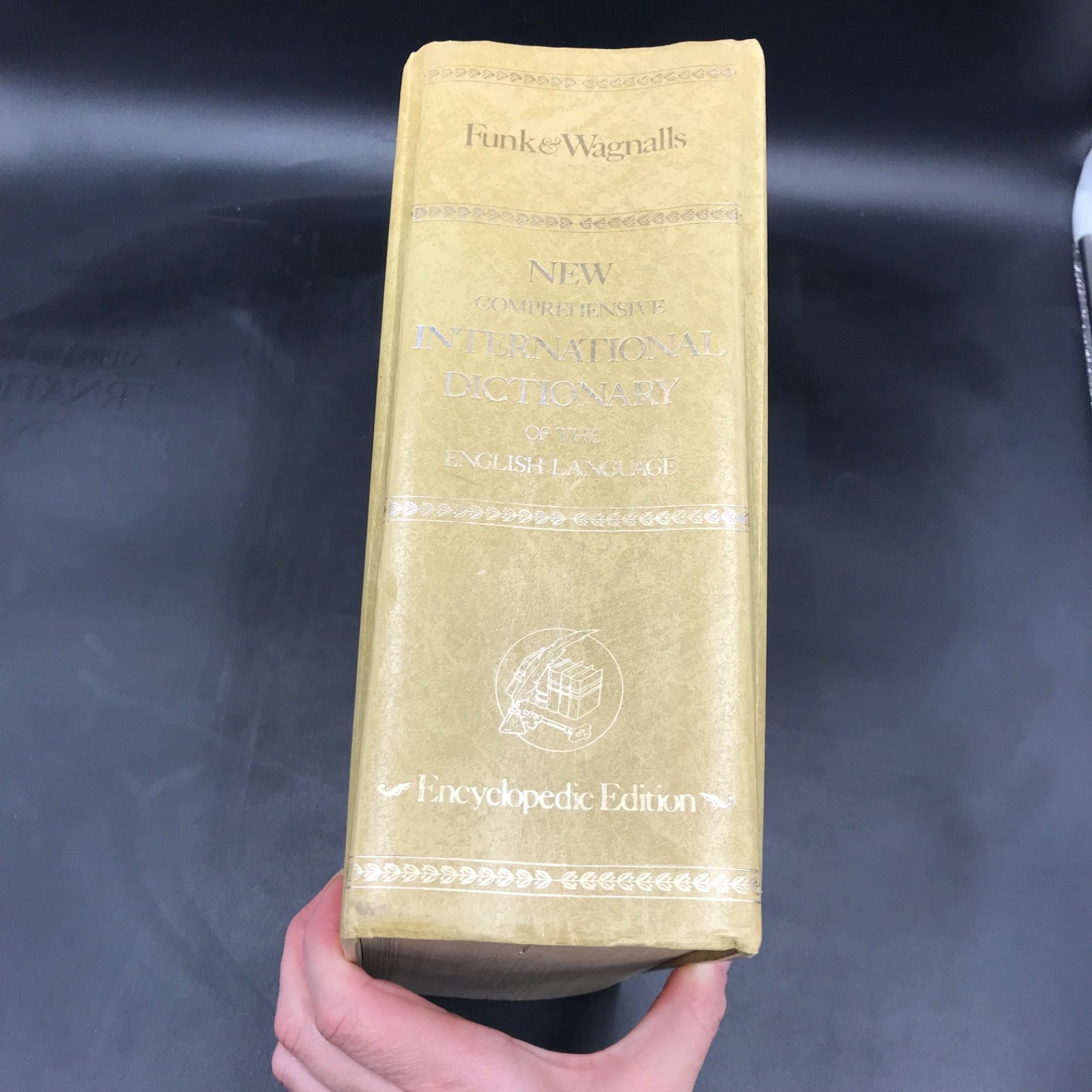 Funk & Wagnalls New Comprehensive International Dictionary of The English Lang.