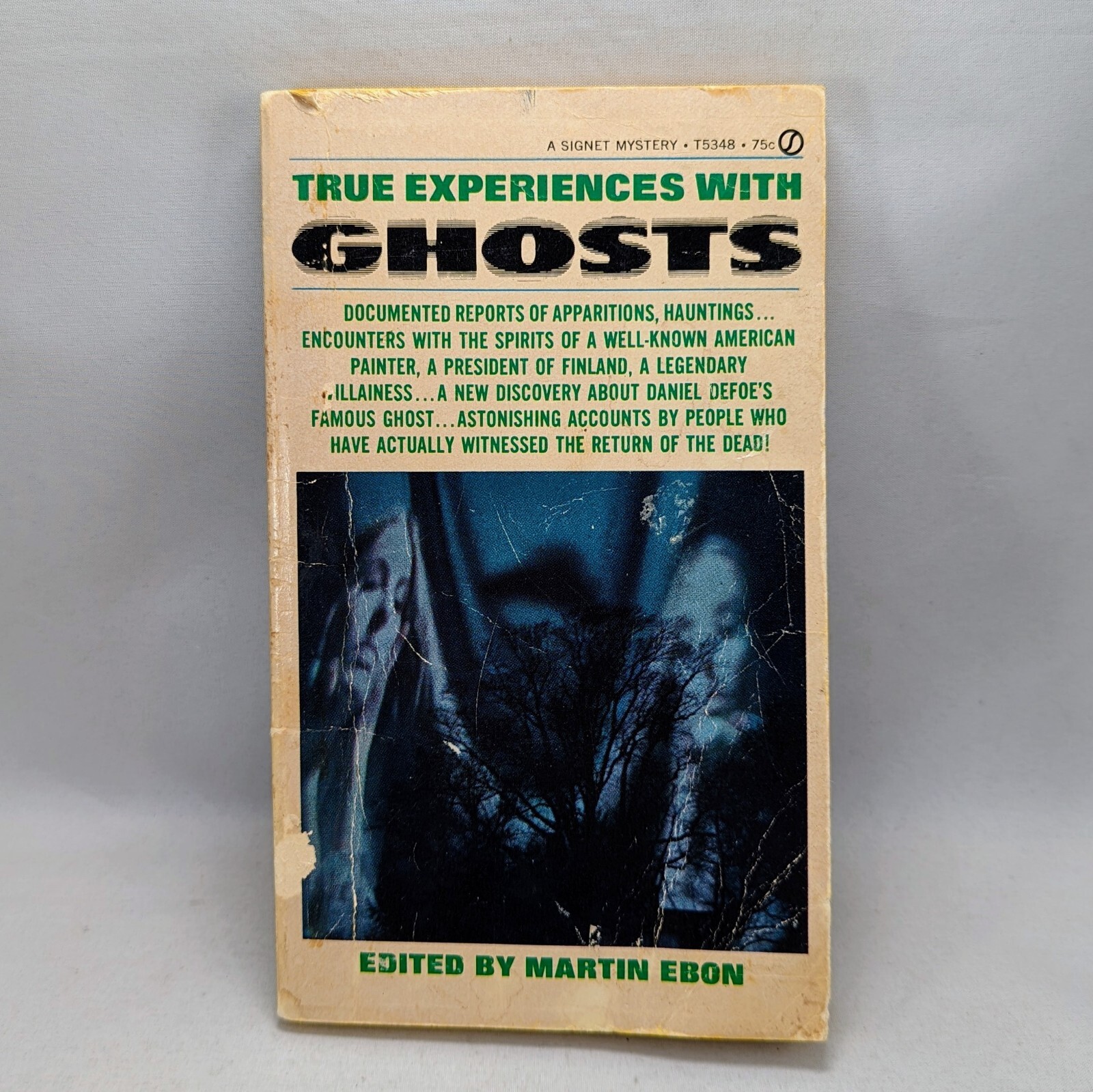 Vintage 1968 True Experiences with Ghosts Edited by Martin Ebon – PB