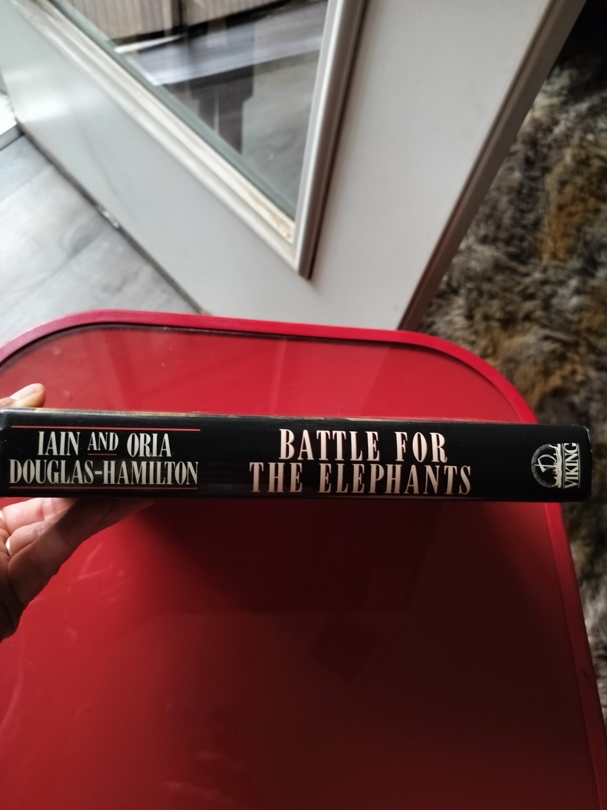 Battle for the Elephants Iain & Oria Douglas-Hamilton HC 1992 Viking DJ 1st