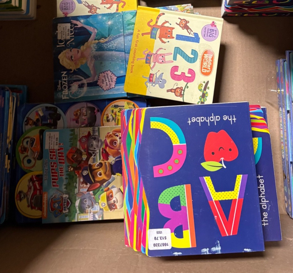 Lot of 50 TODDLER BOARD BOOKS DAYCARE MIX