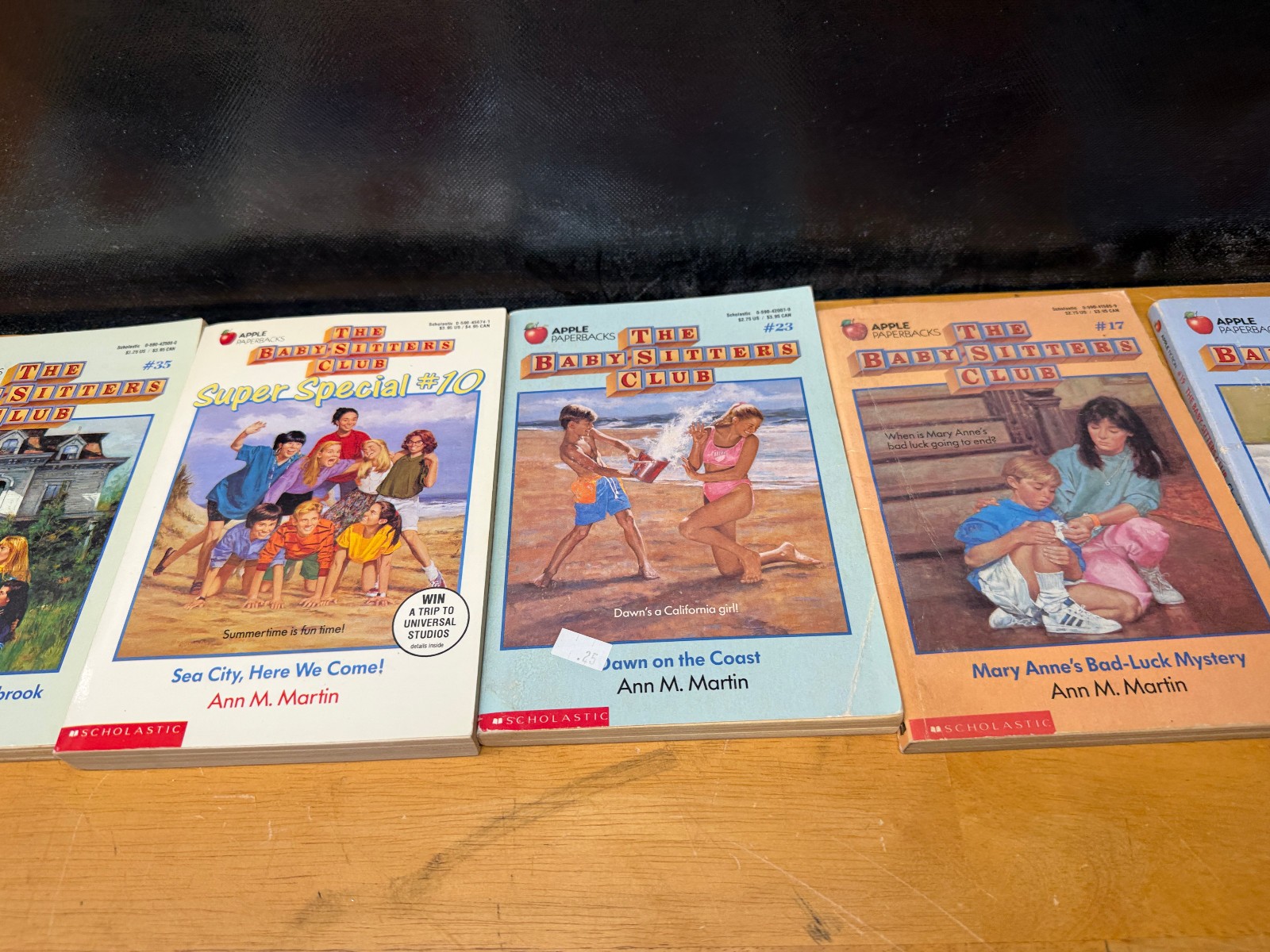 Scholastic The Babysitters Club By Ann M. Martin Lot of 13 Books MYSTERY Special