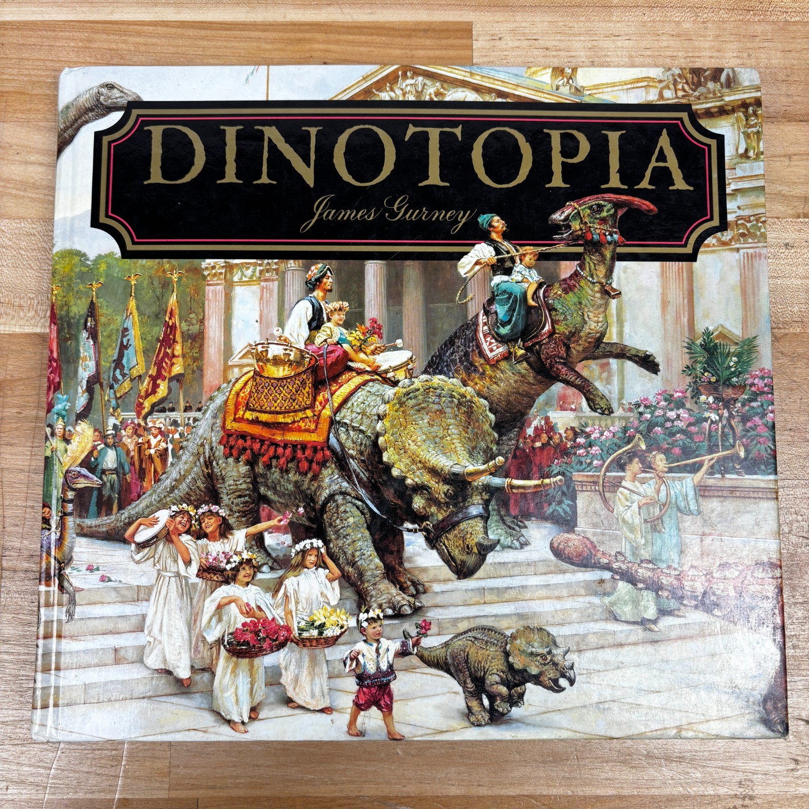 Dinotopia James Gurney First Edition Hardcover 1992 Coffee Table Picture Book