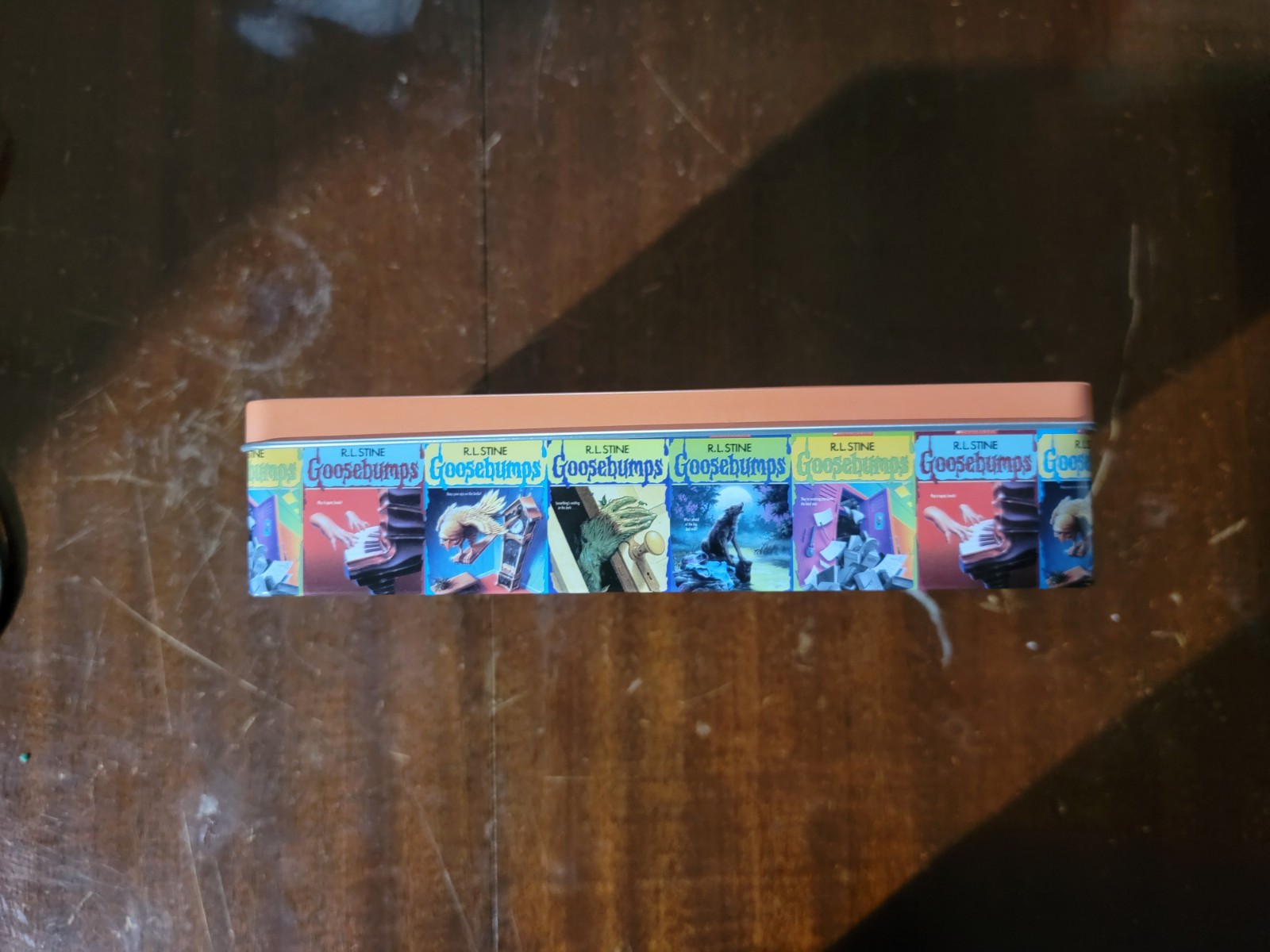 Orange Goosebumps Retro Tin With 14 Goosebumps Books Of Various Series