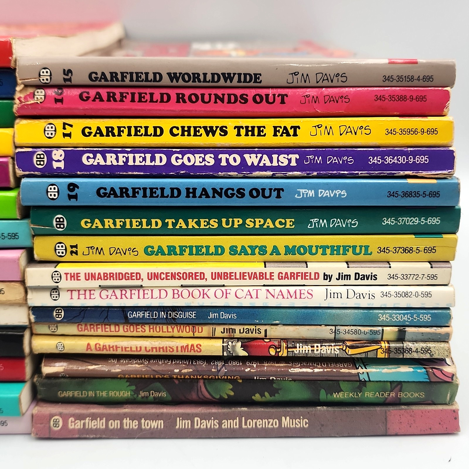 Garfield Jim Davis Book Lot of 29 Paperbacks Some First Editions Vintage