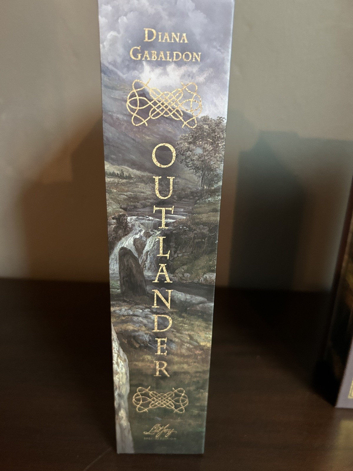 Litjoy Crate Outlander Diana Gabaldon Annotated Stag Edition 1st Print SIGNED