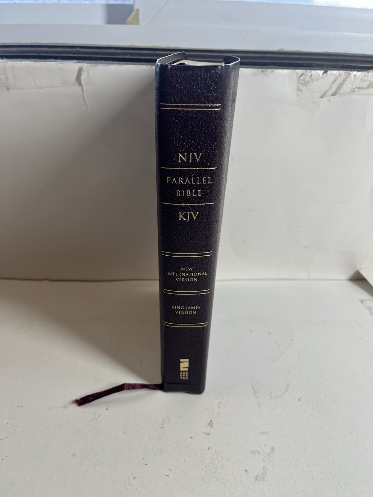 Zondervan 1985 NIV/KJV Parallel Bible Burgundy Bonded Leather (1984 NIV Text)