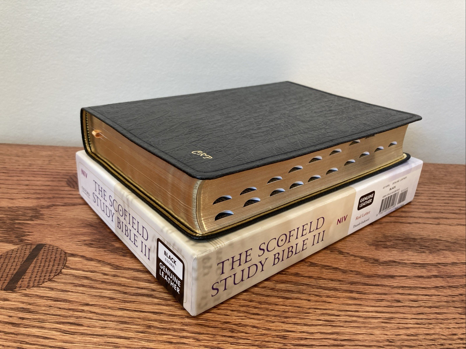 NIV 1984 Scofield Study Bible | Black Genuine Leather | Thumb-Indexed