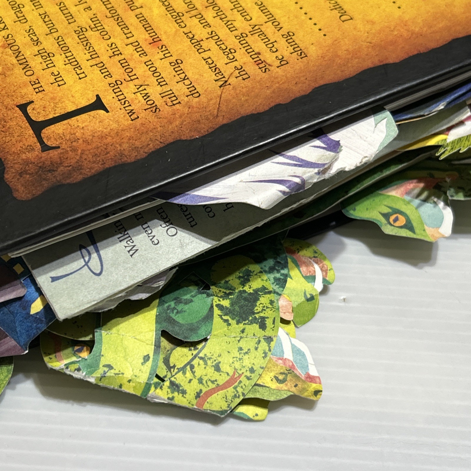 Encyclopedia Mythologica Dragons & Monsters Pop Up Book Matthew Reinhart READ
