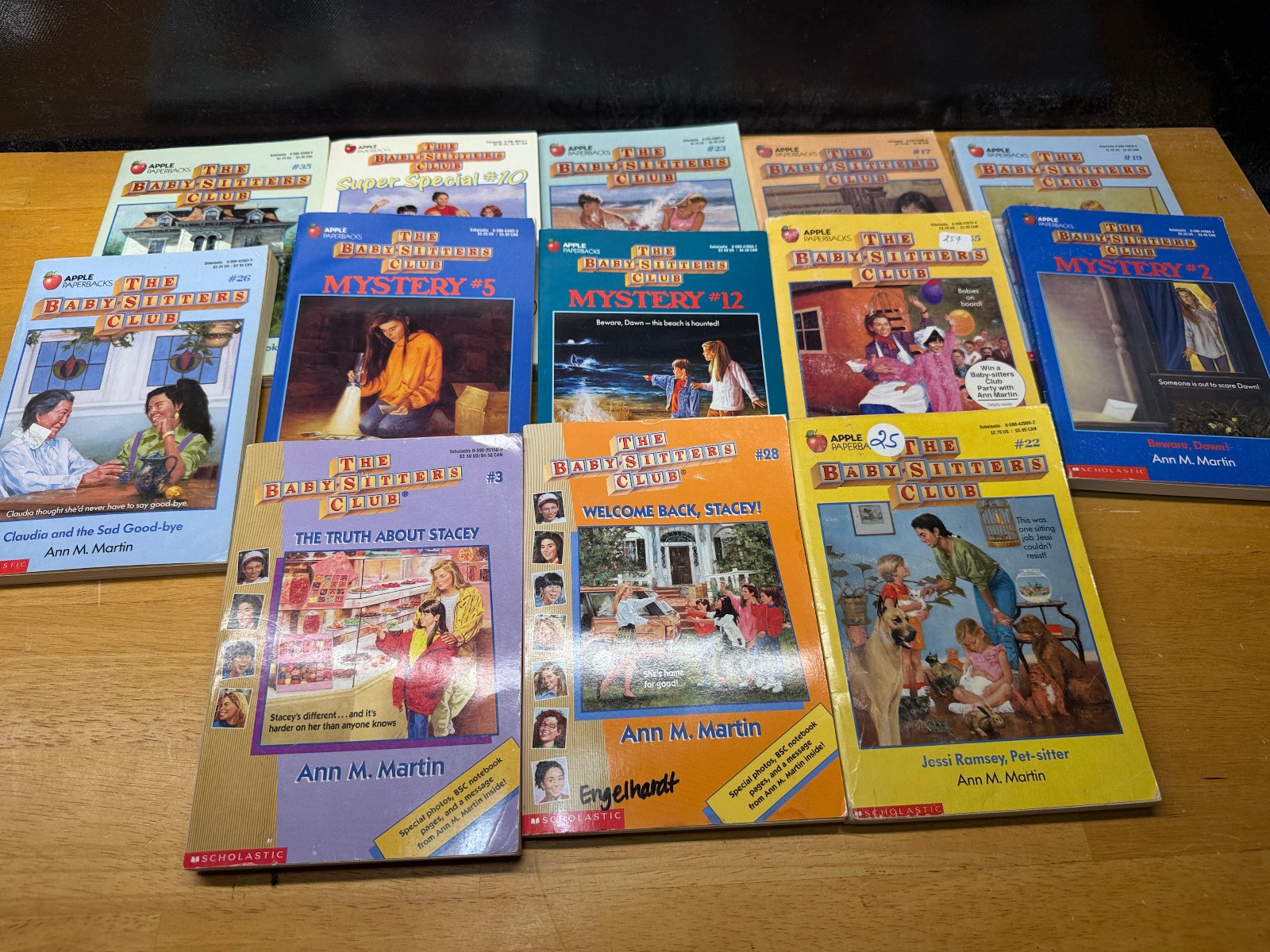 Scholastic The Babysitters Club By Ann M. Martin Lot of 13 Books MYSTERY Special