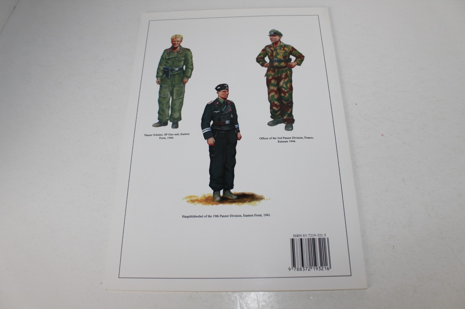 Jagdtiger 12.8 cm Pak 44 by Janusz Ledwoch – Michael Shackleton 1999 PB