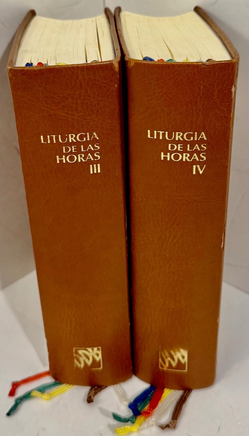 Liturgia de las horas Tomo 3 and 4 Segun El Rito Romano Tiempo Ordinario 1980