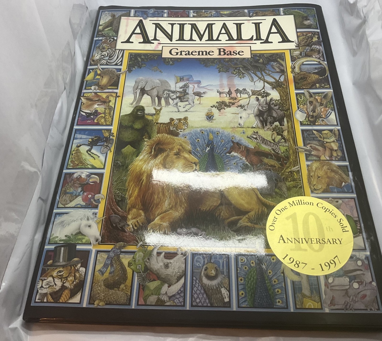 Graeme Base Animalia HC Illustrated Picture Book, Fast Ship!!!.