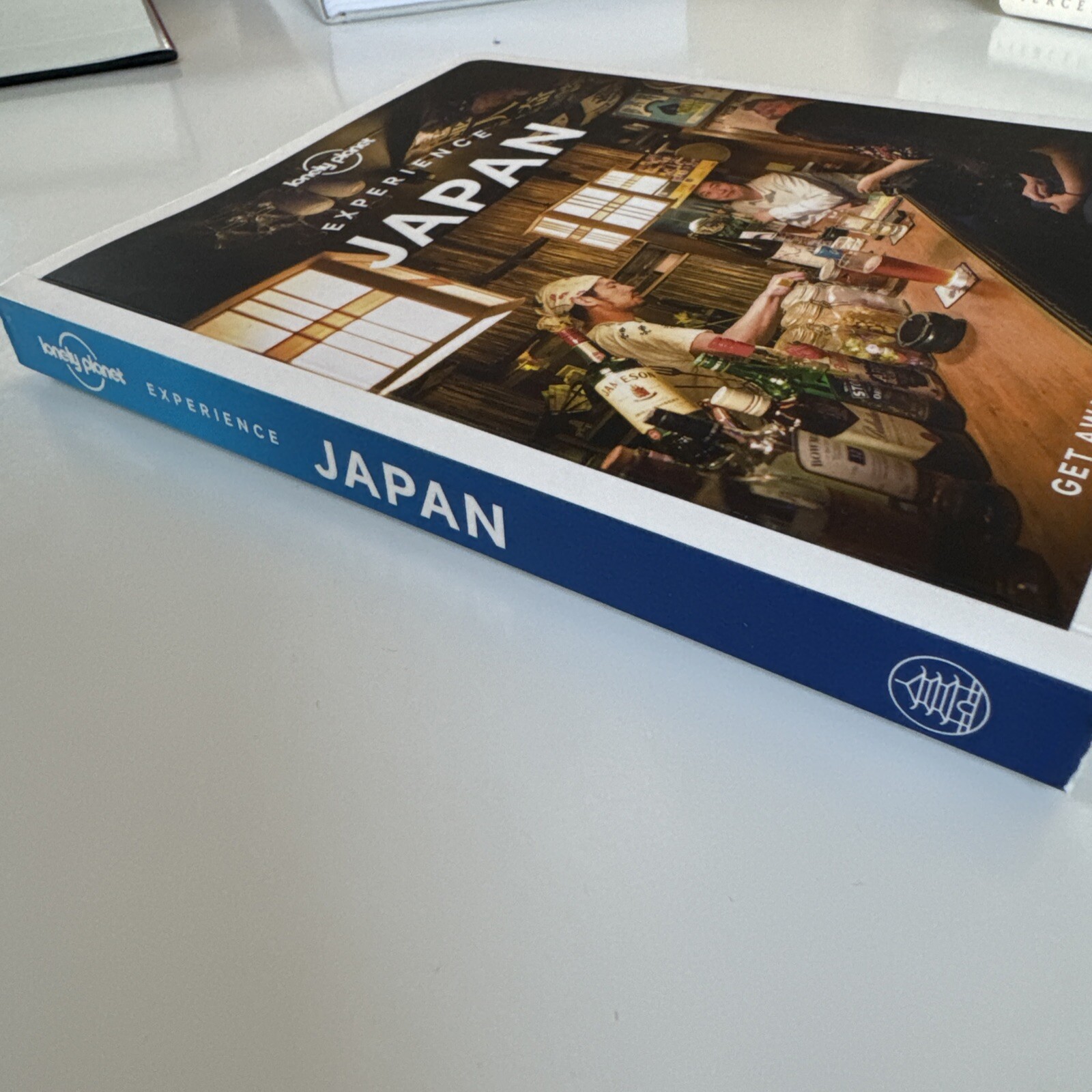 Lonely Planet Experience Japan by Winnie Tan (English) Paperback Book