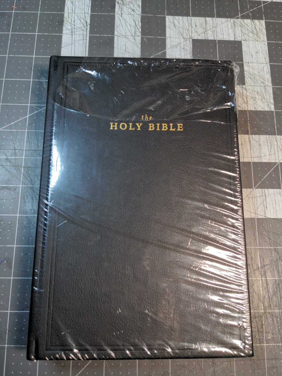 Legacy Standard Bible, Handy Size, Faux Leather , Hardcover, Black