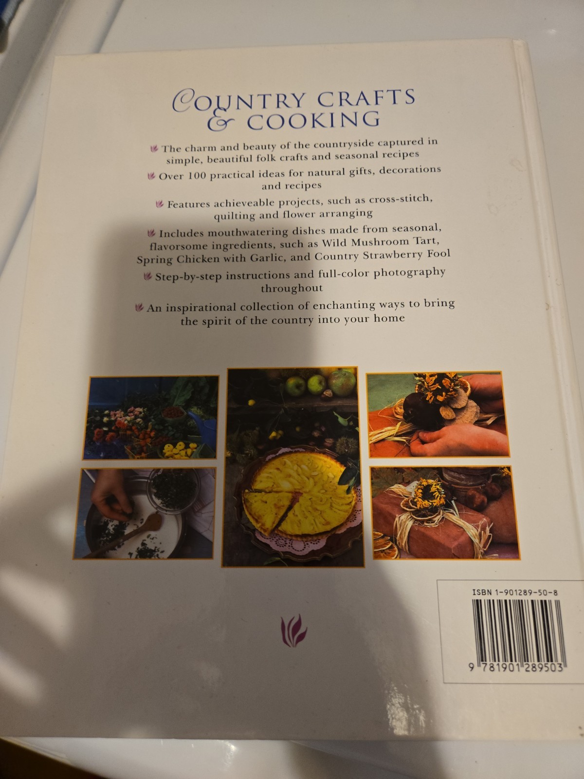 Country Crafts and Cooking: Inspirational Ideas for Natural Gifts, Decorations,