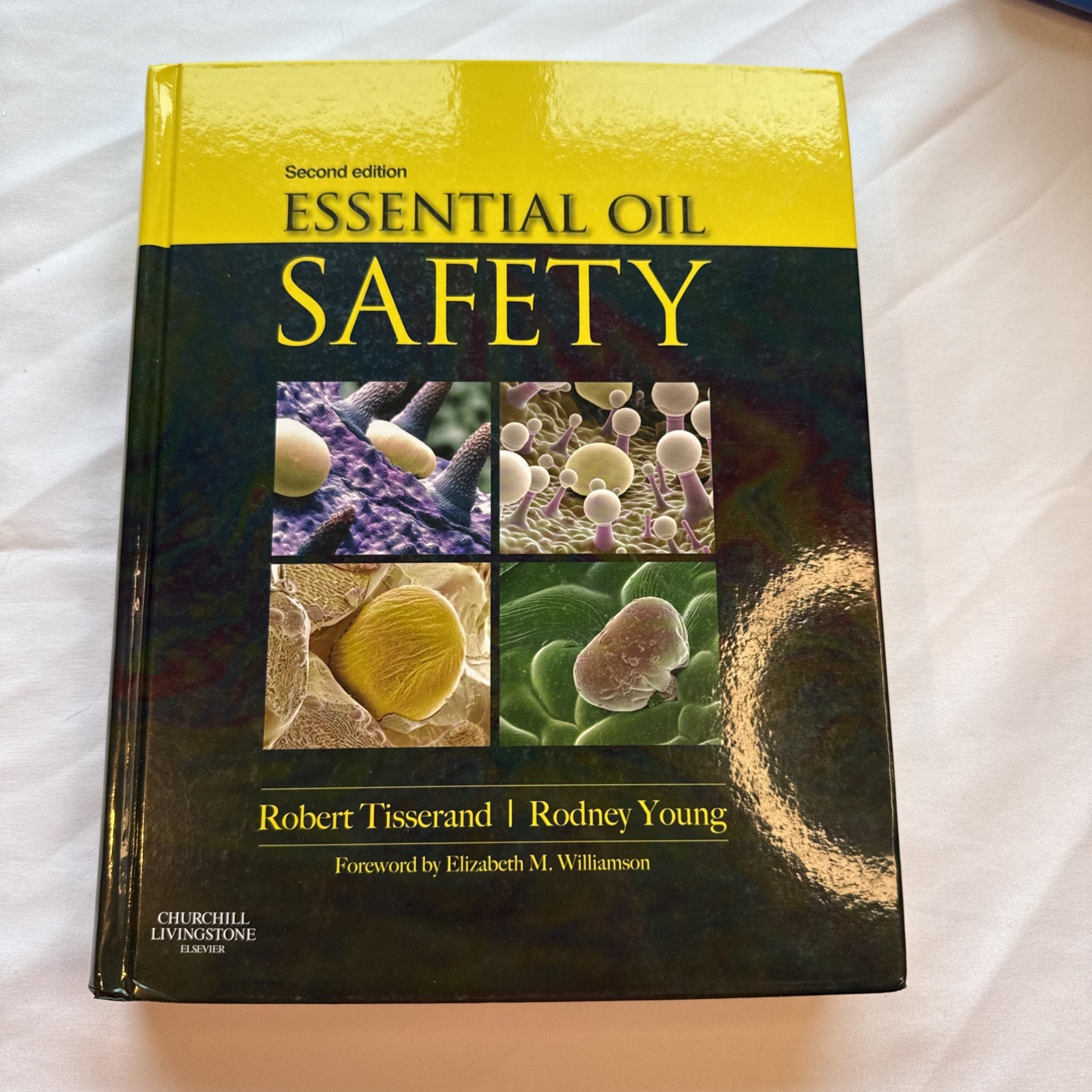Essential Oil Safety: Second Edition by Robert Tisserand & Rodney Young – Book