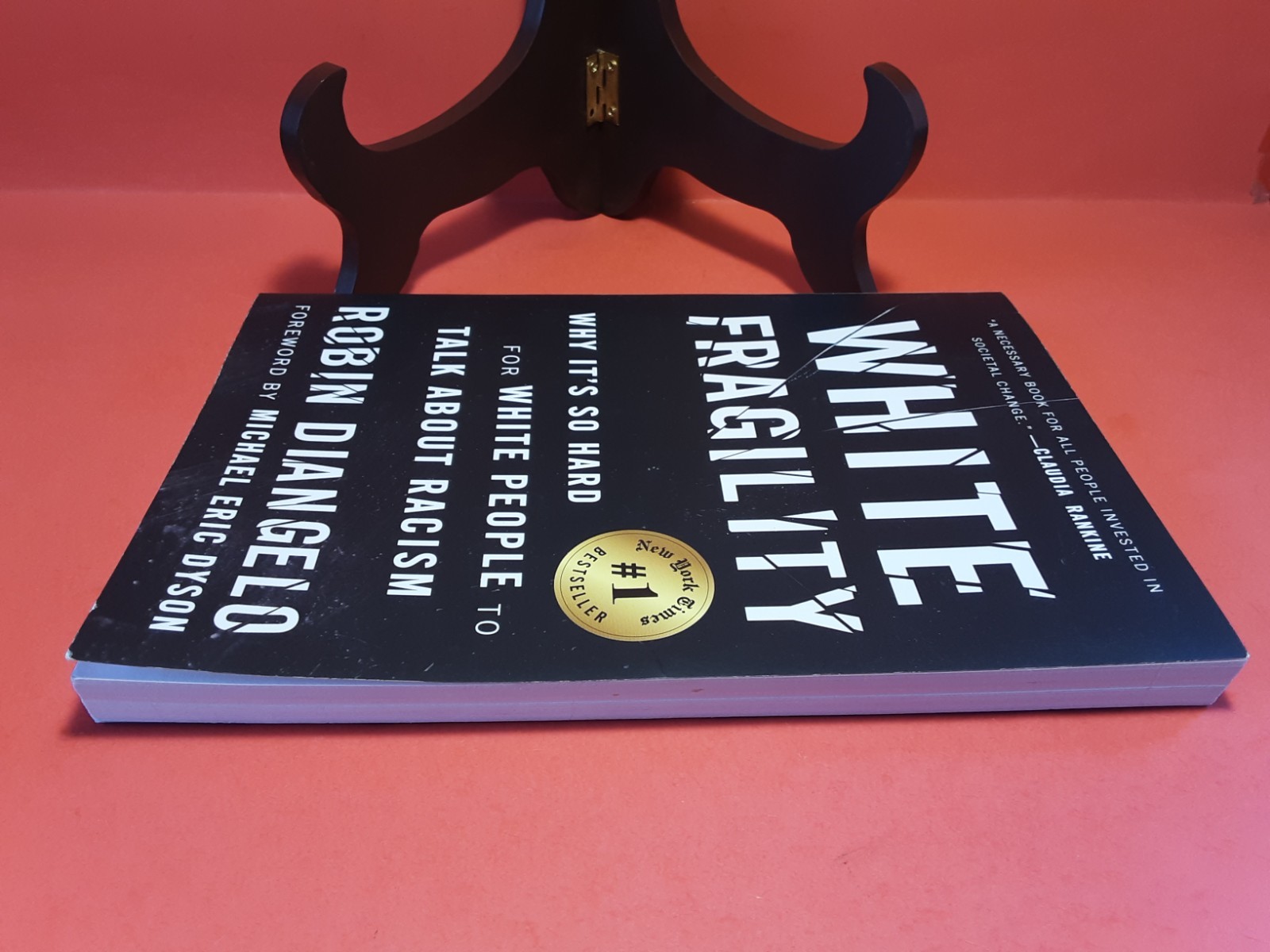 White Fragility Robin Diangelo 2018 Paperback Beacon Press