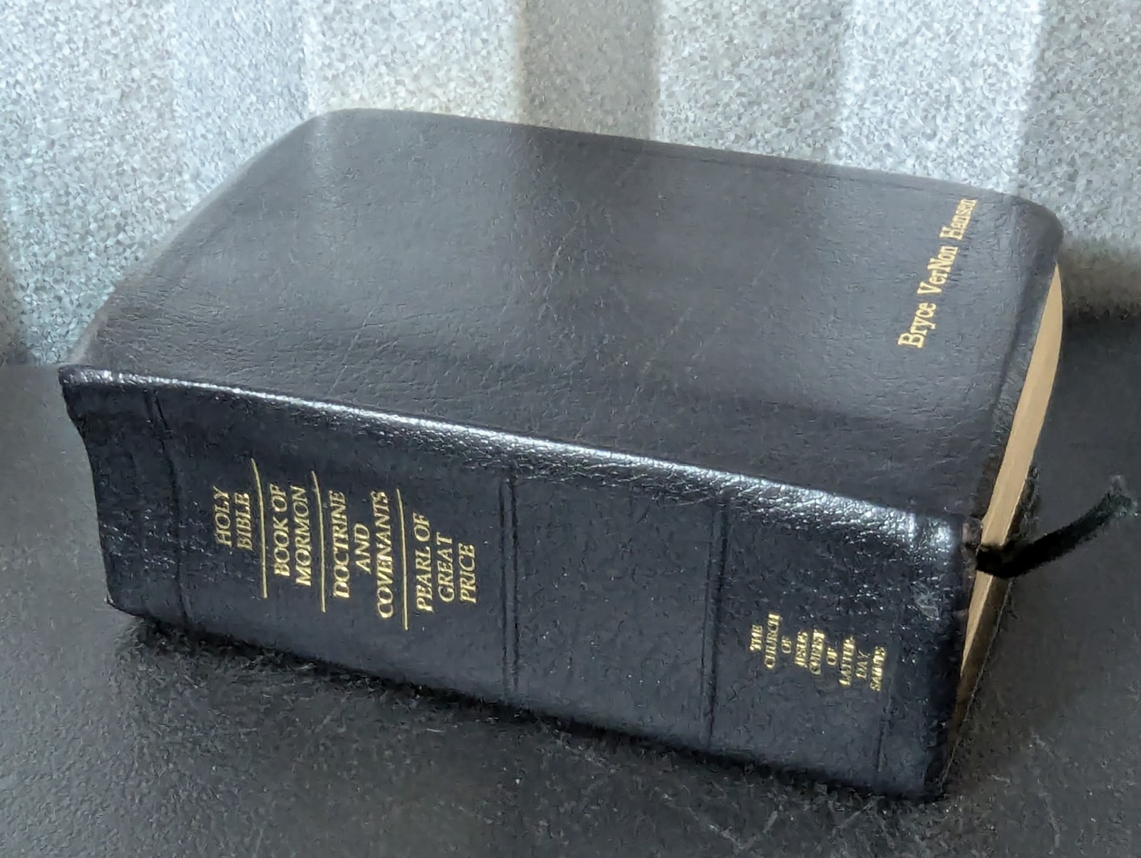 LDS Quad Scriptures Black 7-1/2 X 5-1/2” Indexed 1979/1981 Embossed