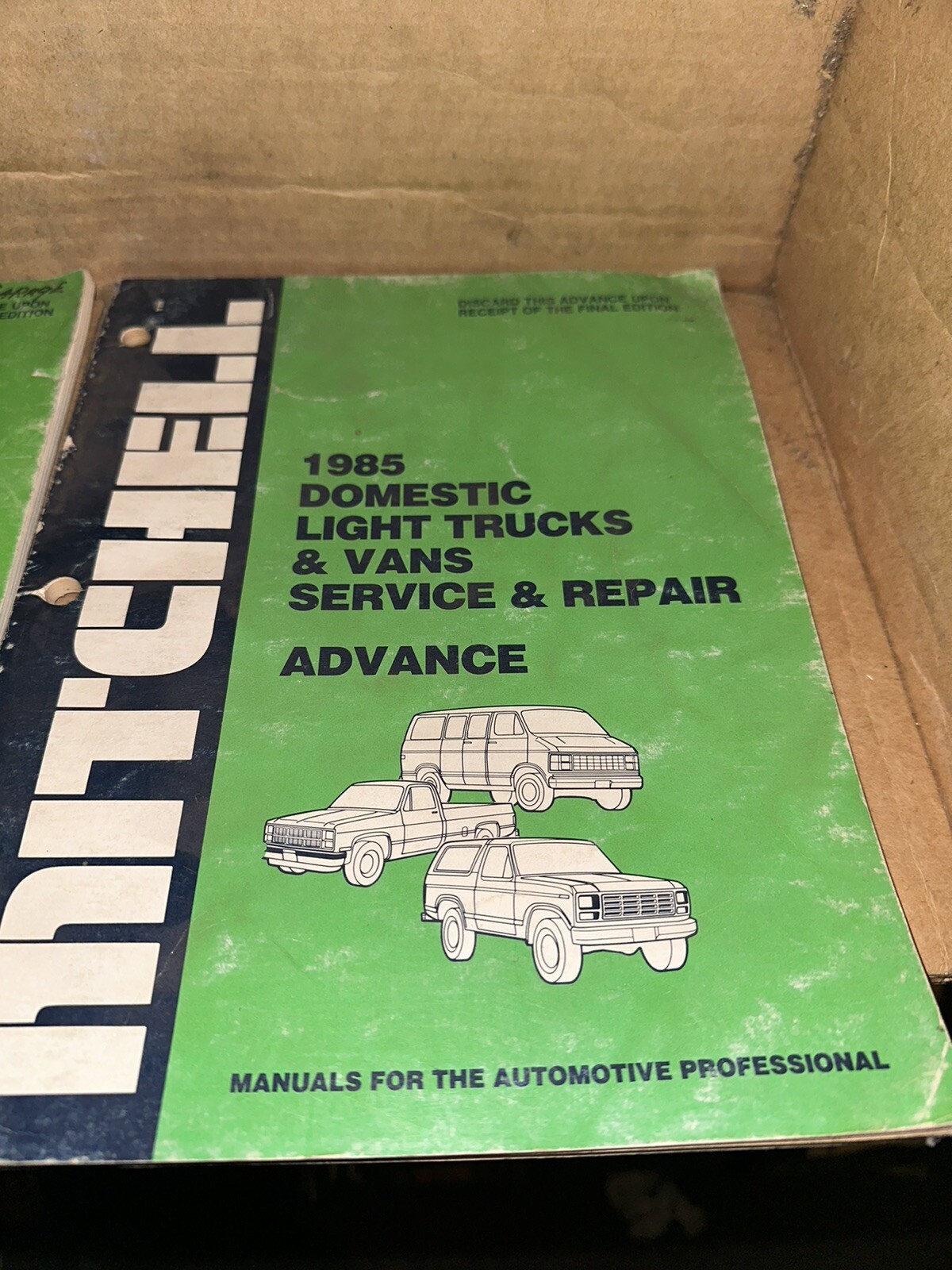 Mitchell Service & Repair Domestic Light Trucks & Vans 1985 & 1987 Advance Copys