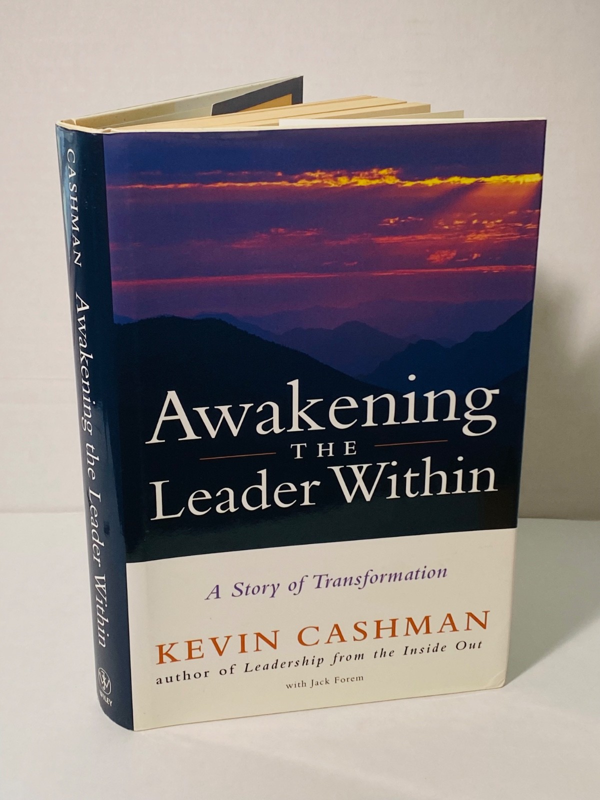 Awakening the Leader Within | by Kevin Cashman | First Edition | Signed | HCDJ
