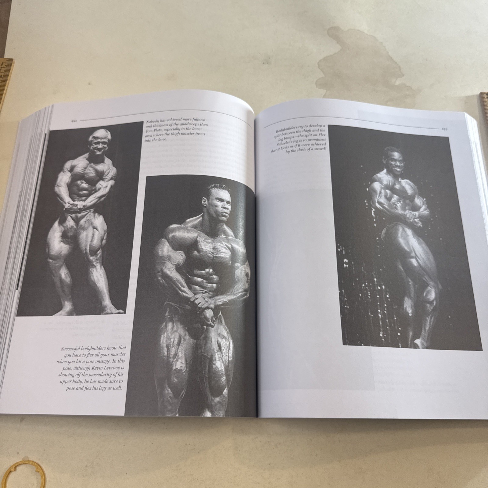 Encyclopedia Modern Bodybuilding Arnold Schwarzenegger weight lifting vintage